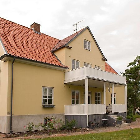 Our House Bed & Breakfast Ystad Luaran gambar