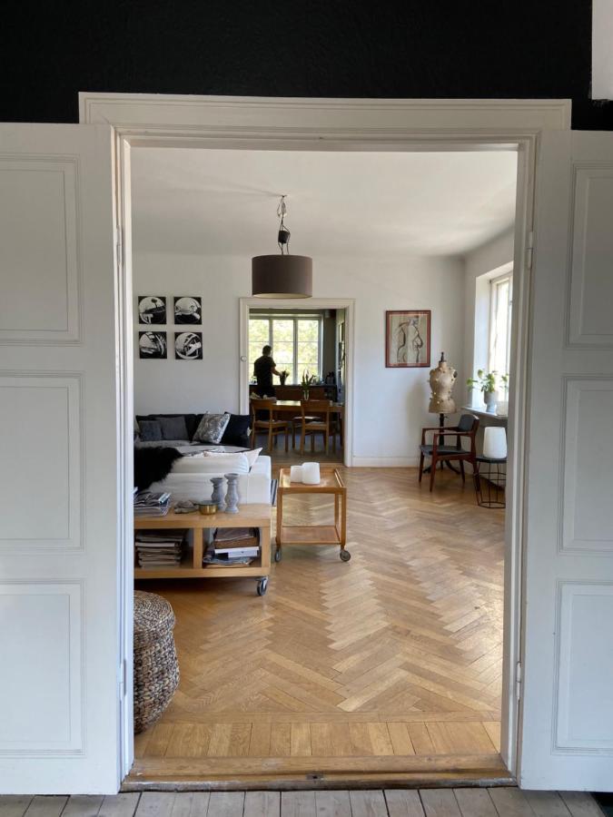 Our House Bed & Breakfast Ystad Luaran gambar