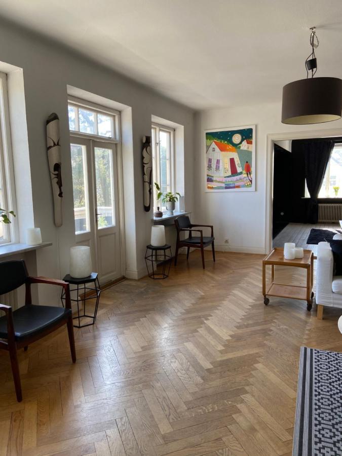 Our House Bed & Breakfast Ystad Luaran gambar